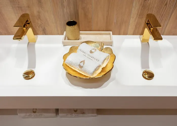 Luxurious By Sebastiana Group